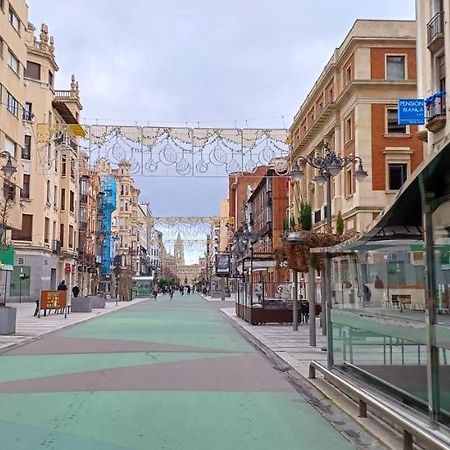 Апартаменты Centro Plaza Guzman Леон Экстерьер фото